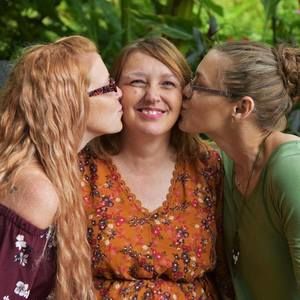 Meet your Posher, Regina